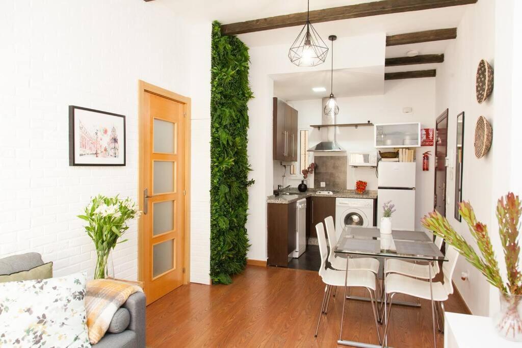Apartamento Zona 1 Santa Cruz Parking Privado Sevilla Exterior foto